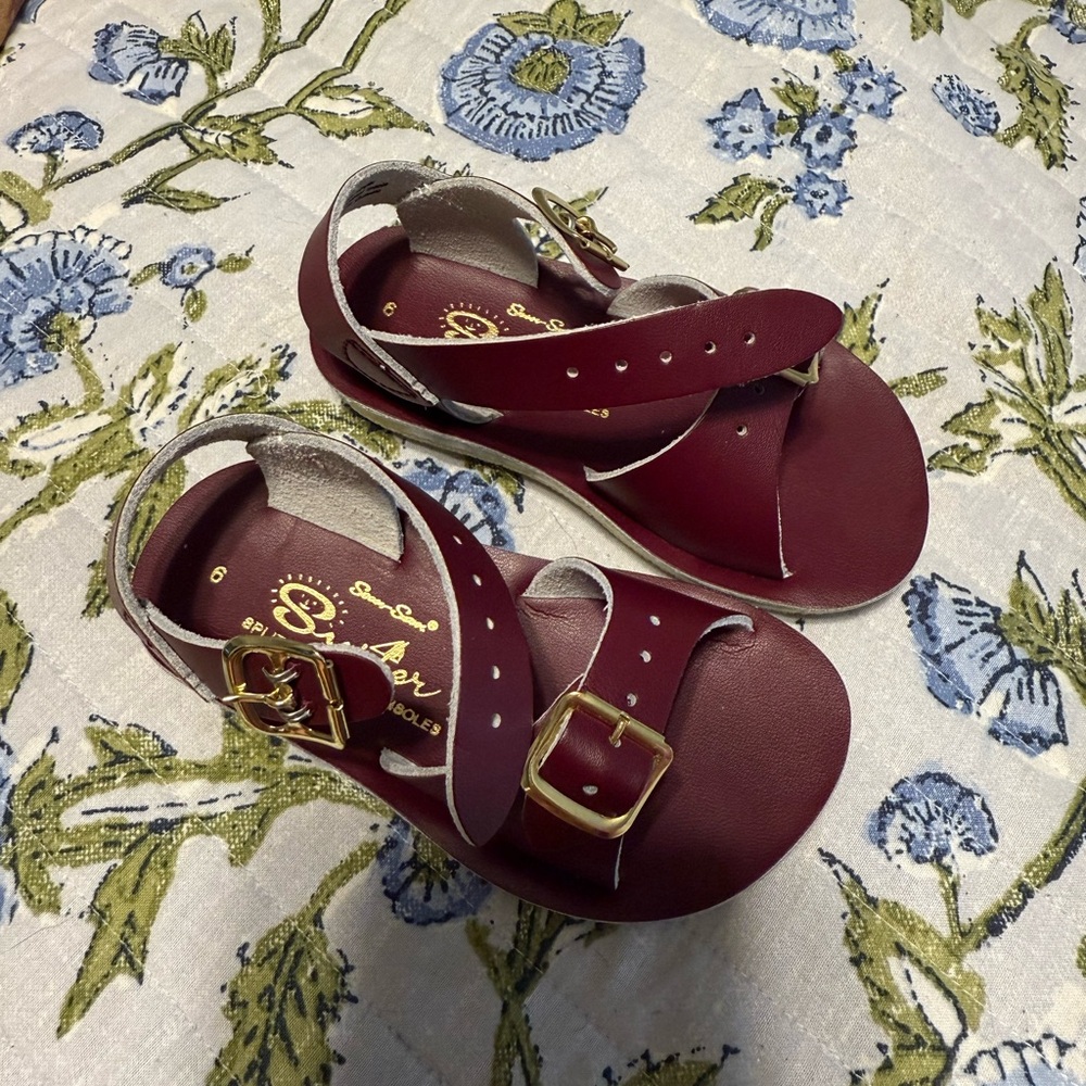 Sun-San Saltwater Sandals